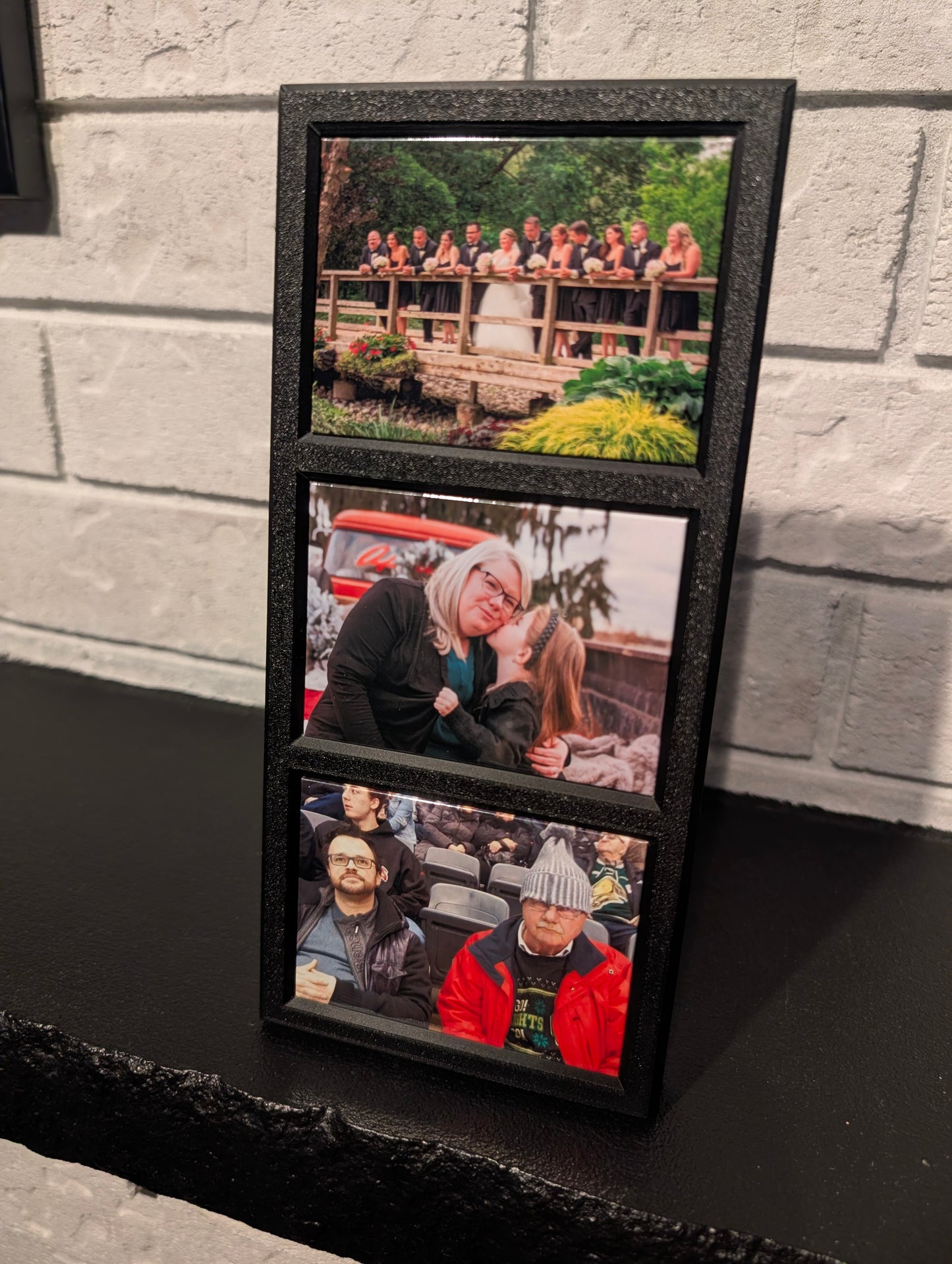 Medium Rectangular Frame (includes 3 rectangle photos)